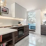 Sungardens Penthouse Apartmán *