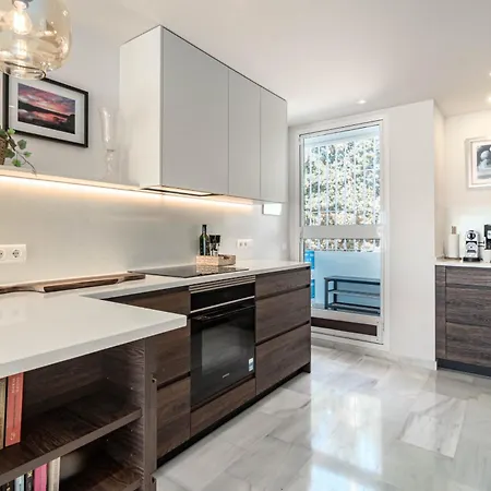 Sungardens Penthouse Apartment *